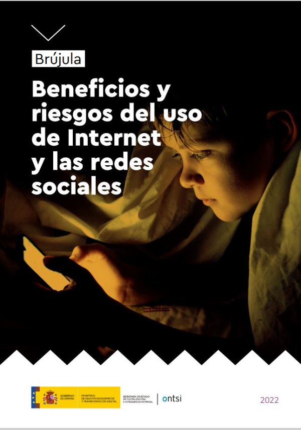 Beneficios y riesgos del uso de Internet y las redes sociales